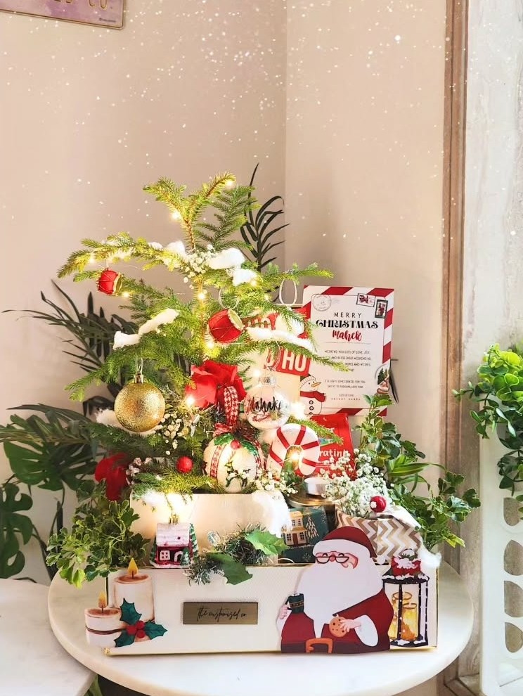 Artisanal Christmas luxury gift hamper with premium festive elements and personalized touches